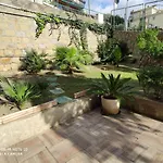 Διαμέρισμα Semeria103 *
